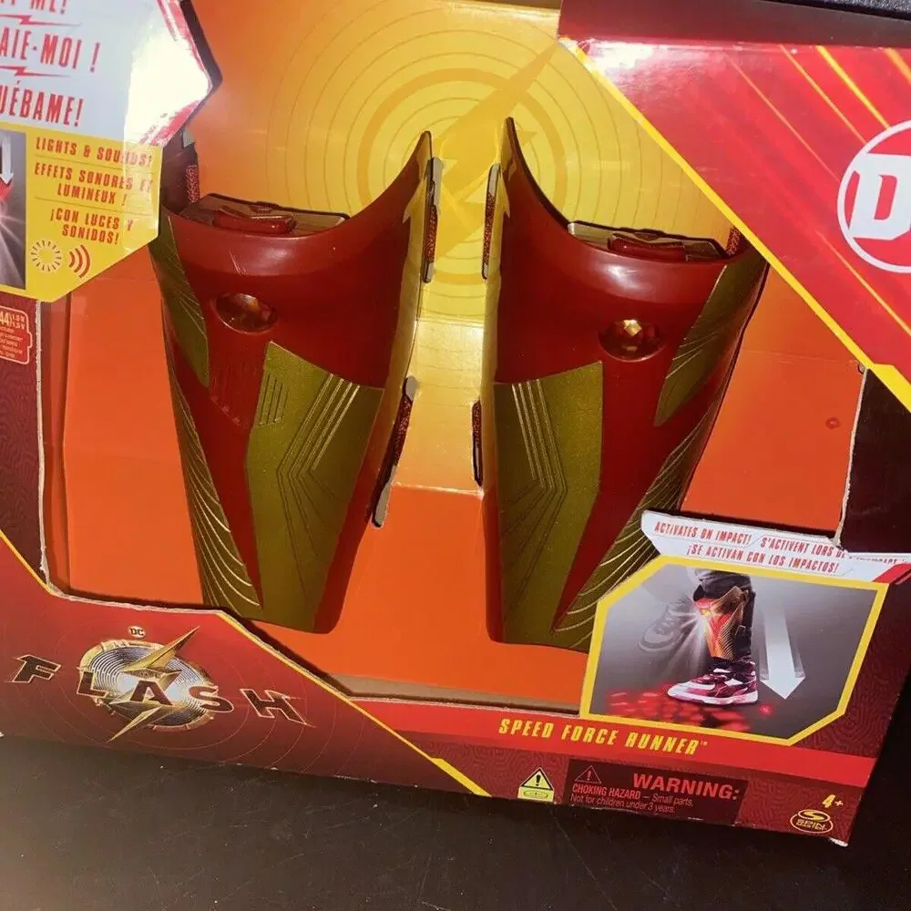 DC Comics The Flash Speed Force Runner Roleplay Set - Picture 5 of 5